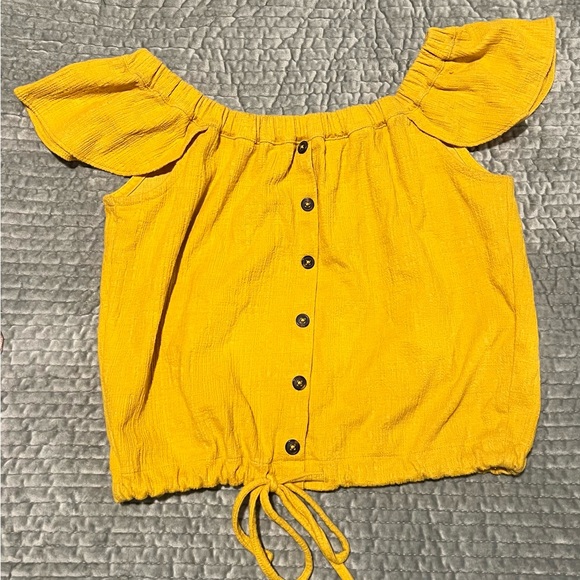 Texture & Thread Off-the-Shoulder Top - Picture 4 of 6